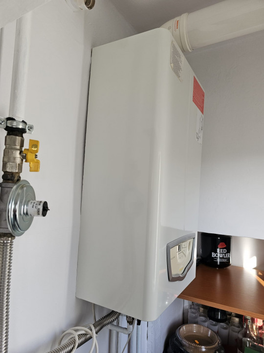🏡 VÂND APARTAMENT 2 CAMERE – ZONA STEAGU, BRAȘOV