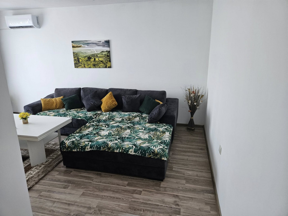 Apartament 2 cam, 60 MP, et 3, TRACTORUL