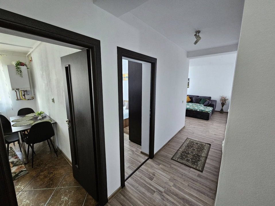 Apartament 2 cam, 60 MP, et 3, TRACTORUL