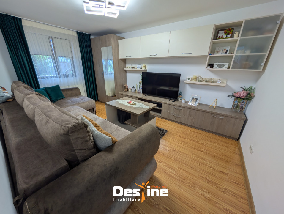 CHIRIE Tătărași Apartament 2 camere bloc nou mobilat parcare