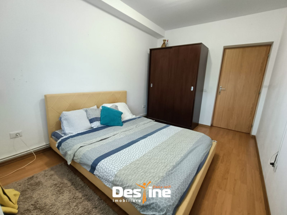 Casă tip triplex 4 camere 97 mp utili Valea Adâncă - 5 drumuri