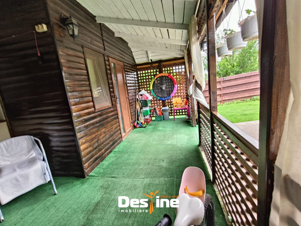 Casă tip triplex 4 camere 97 mp utili Valea Adâncă - 5 drumuri