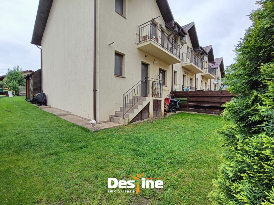 Casă tip triplex 4 camere 97 mp utili Valea Adâncă - 5 drumuri