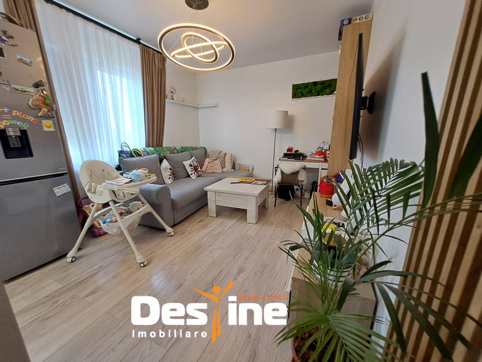 Alexandru cel Bun ap 3 camere decomandat , 46 mp, renovat ,  81.900 euro
