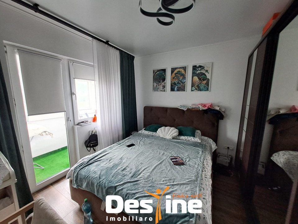 Alexandru cel Bun ap 3 camere decomandat , 46 mp, renovat ,  81.900 euro