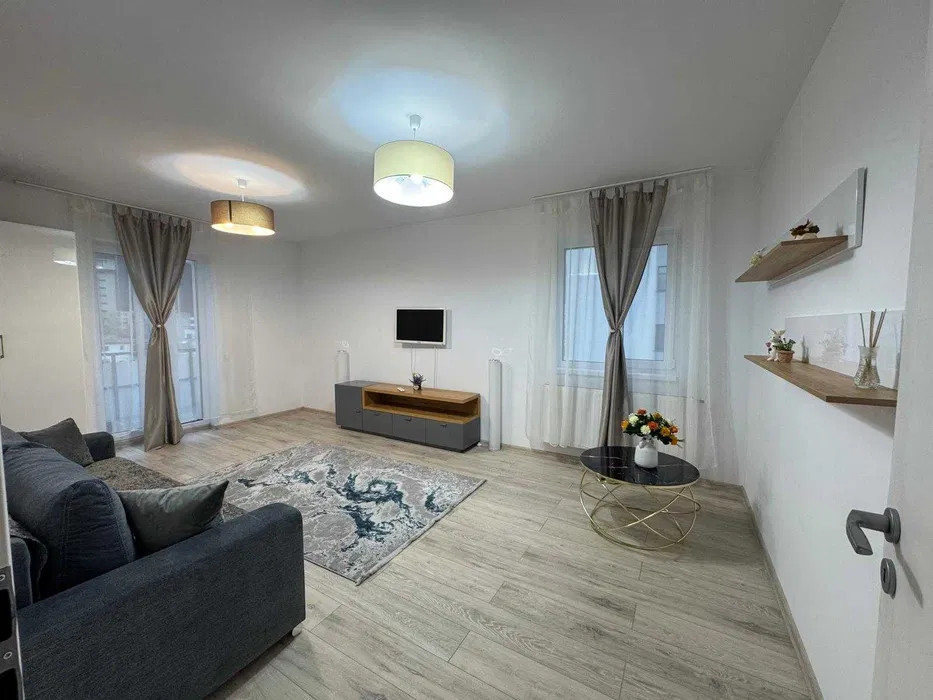 De închiriat – Apartament 2 camere complet mobilat și utilat, cu terasă 