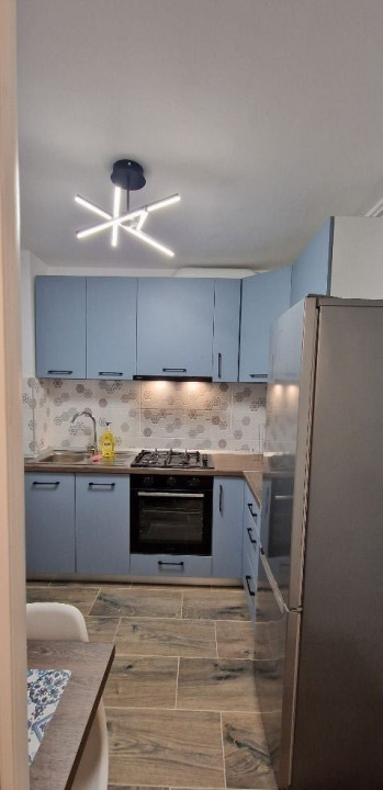 DE ÎNCHIRIAT – APARTAMENT 3 CAMERE DECOMANDAT-PRIMA ÎNCHIRIERE – ASTRA 