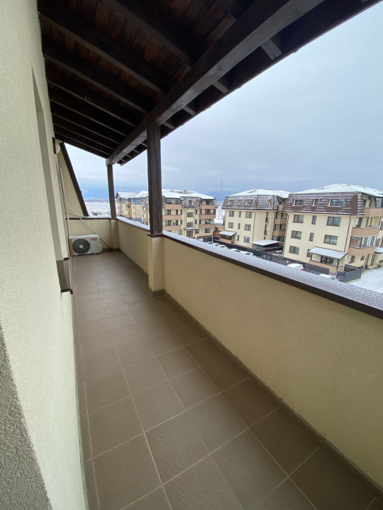 GARSONIERĂ DE ÎNCHIRIAT ÎN SÂNPETRU