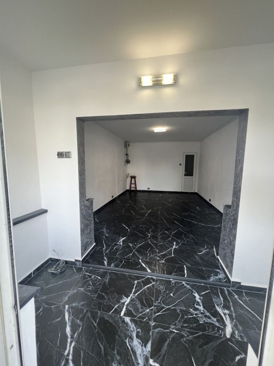 SPAȚIU COMERCIAL DE ÎNCHIRIAT – BRAȘOV, STR. PRUNULUI – VIZIBILITATE MAXIMĂ!