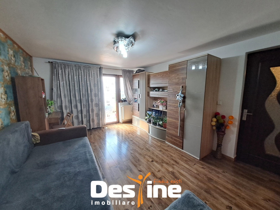 MIROSLAVA, Apartament 2 camere DECOMANDAT, 55 MP