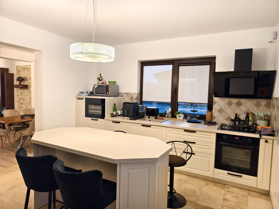 Vila 5 camere Paulesti