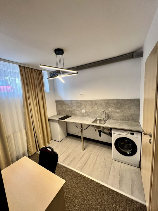 Chirie garsonieră compactă și utilată – zona Lux Divina, Brașov