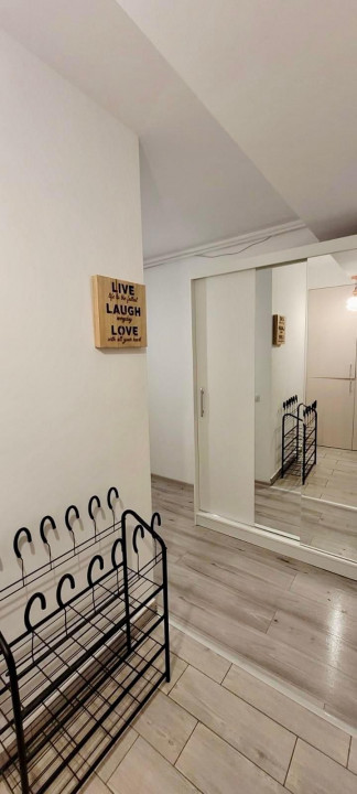 Oferta Specială! Apartament Modern cu 3 Camere în Tractoru, Brașov