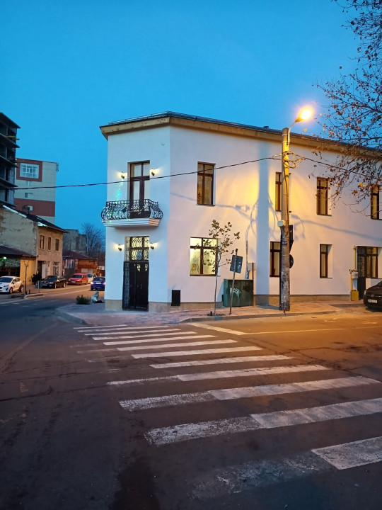 Spatiu Comercial Unirii  Traian  300 mp 