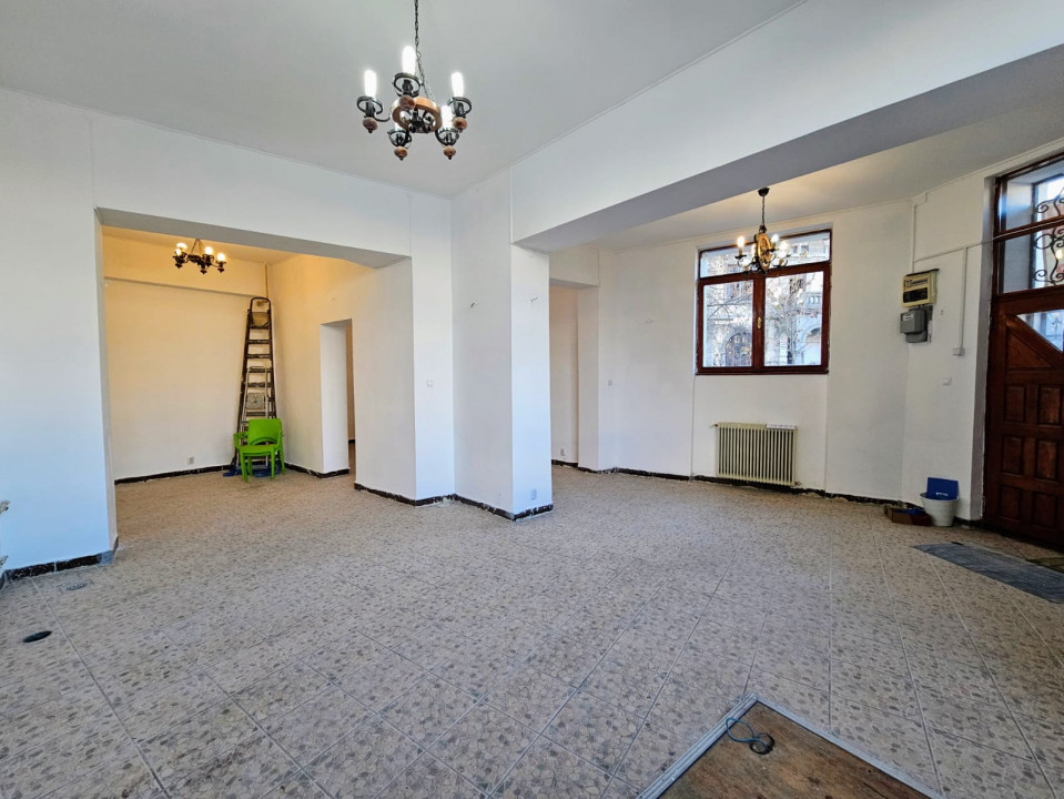 Spatiu Comercial Unirii  Traian  300 mp 