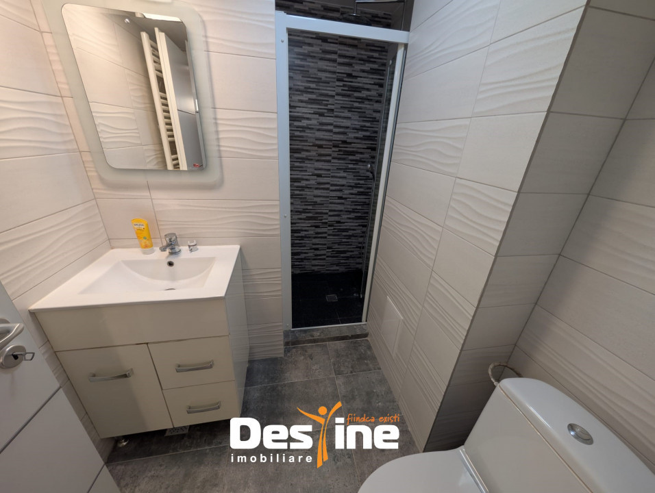 CUG Spatiu Comercial 100 mp Renovat, la strada, 3 parcari, 