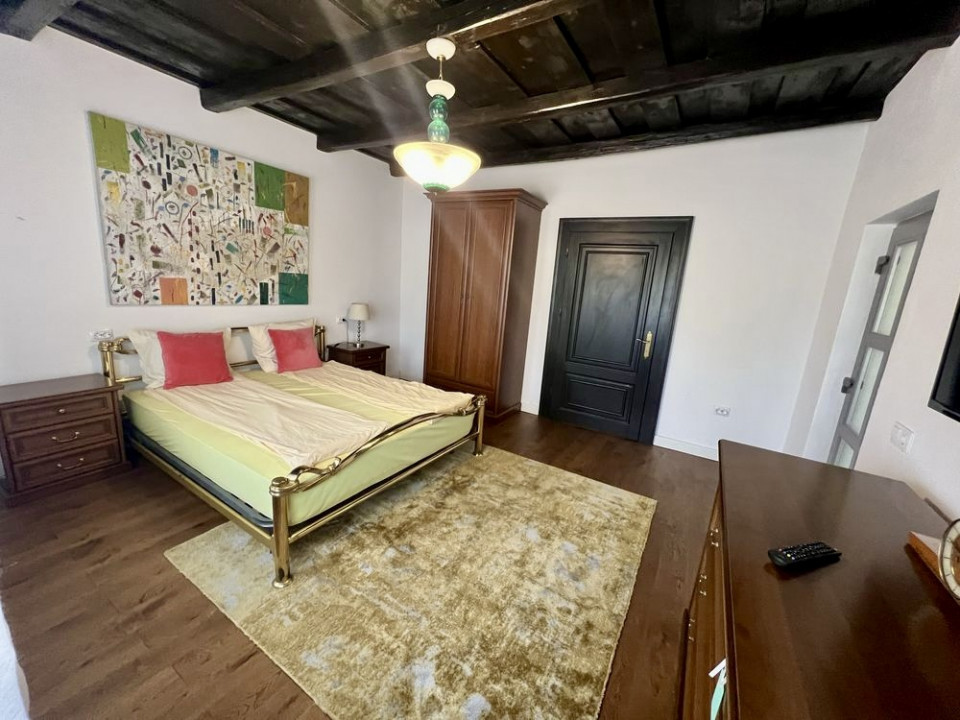 Casa 3 camere la cheie Bacia