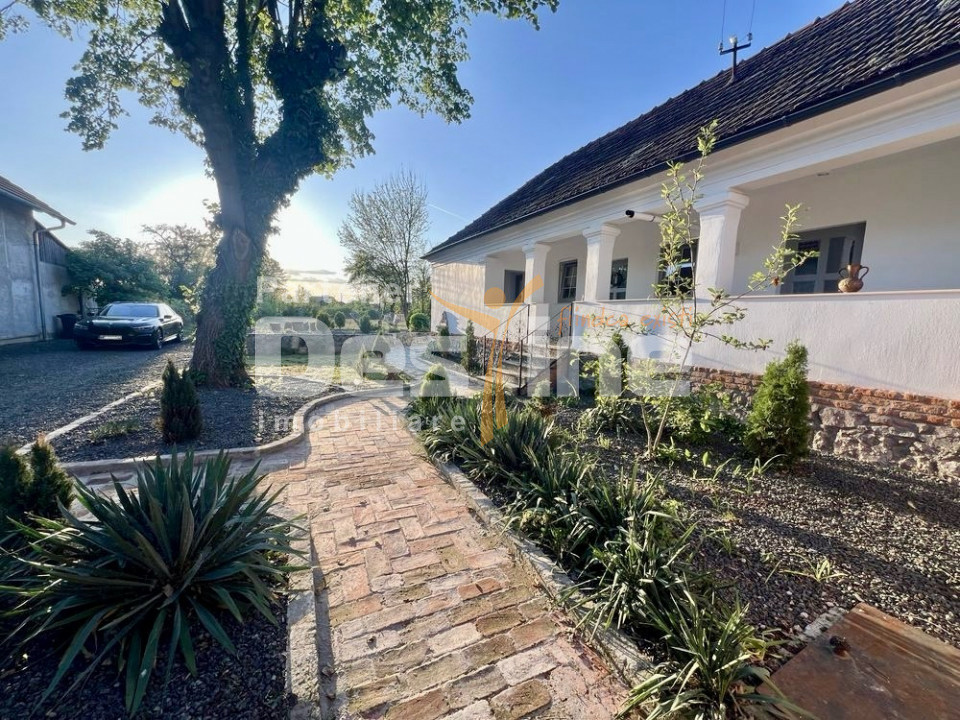 Casa 3 camere la cheie Bacia