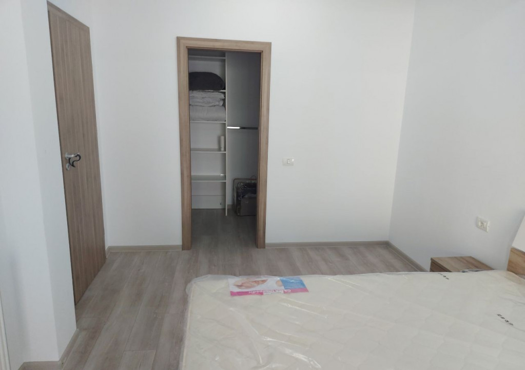 STUDIO 64 MP, et 2, TRACTORUL CORESI