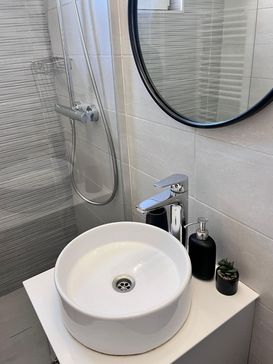 🔑 APARTAMENT 2 CAMERE MODERN ȘI LUMINOS ÎN CARTIERUL FLORILOR – ETAJUL 2