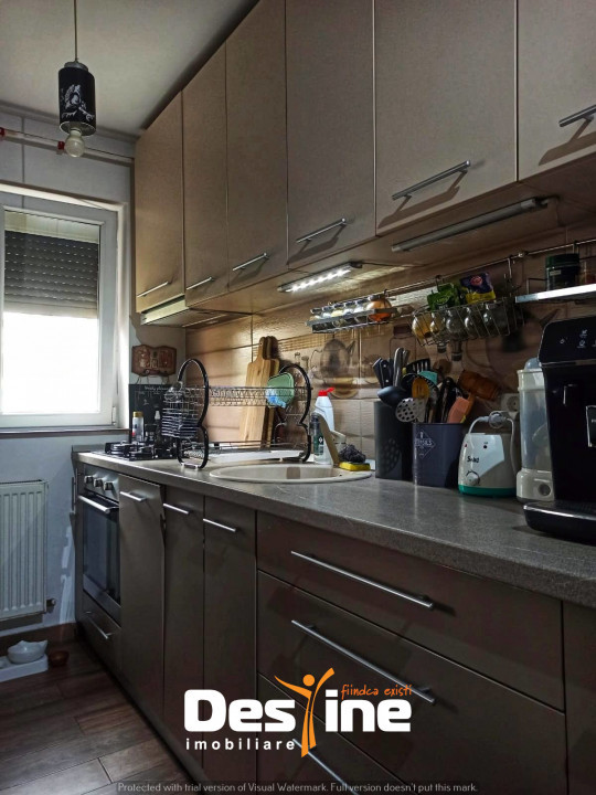!! Ocazie !! Gara Apartament 3 camere 52 mp Parter mobila utilat