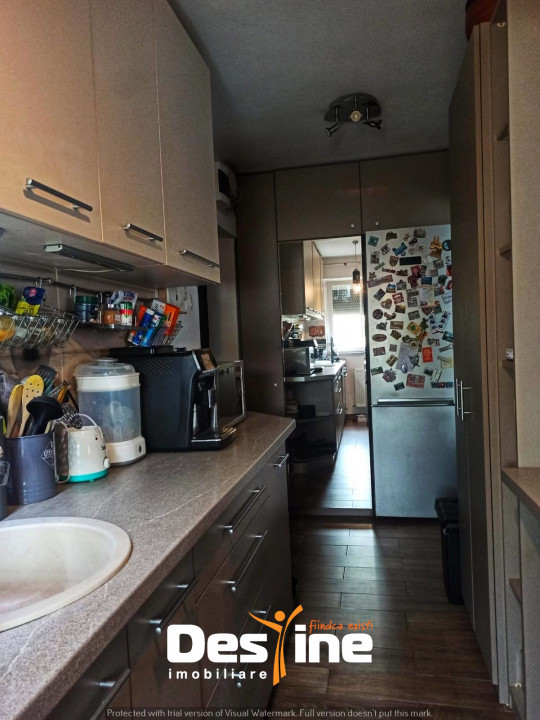 !! Ocazie !! Gara Apartament 3 camere 52 mp Parter mobila utilat