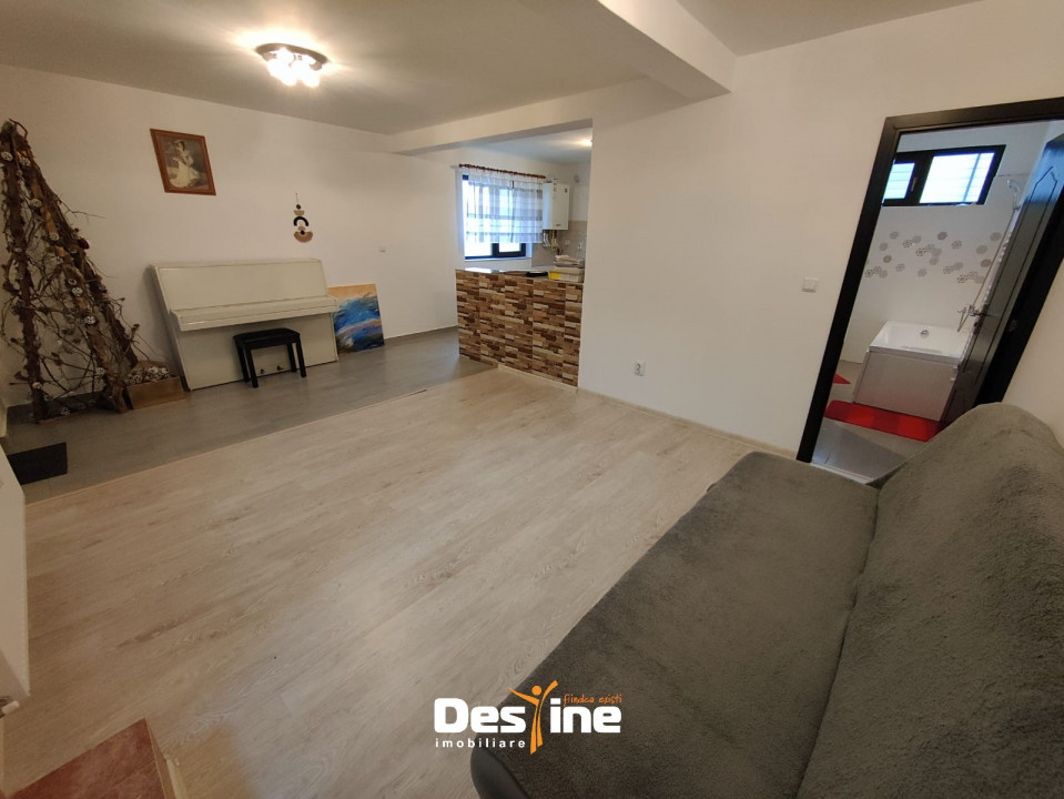 Valea Lupului - Casă triplex 90 mp la preț de apartament
