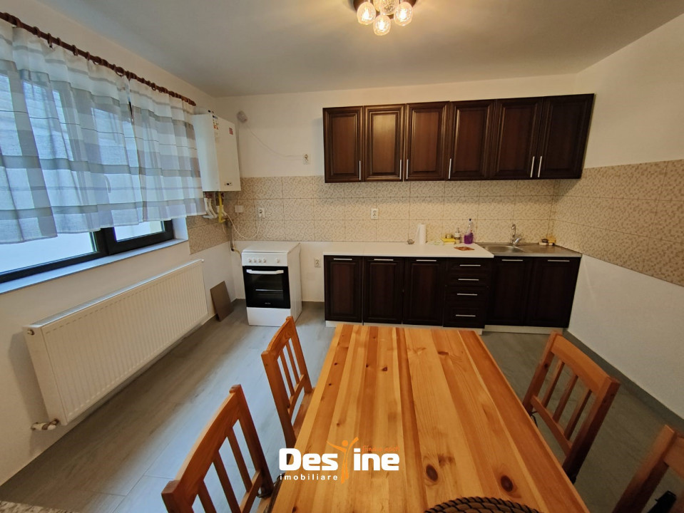Valea Lupului - Casă triplex 90 mp la preț de apartament
