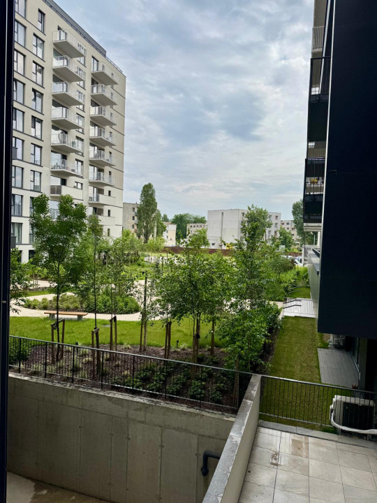 Apartament super ofertă în Silk District! 2 camere, terasă mare și parcare