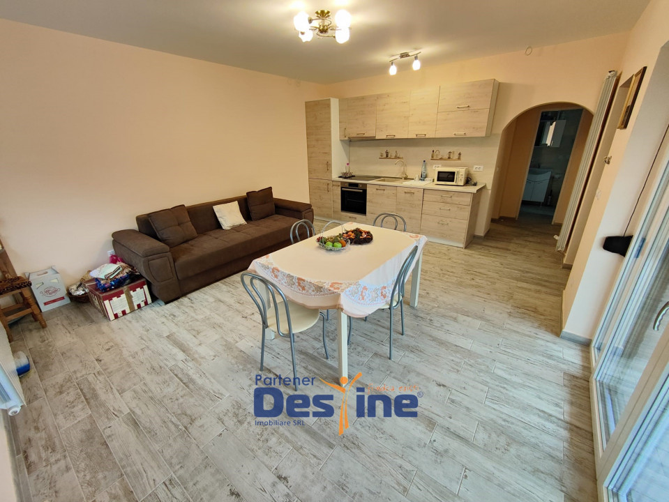 Casă individuală 63mp + 900mp teren la Asfalt, garaj - REDIU