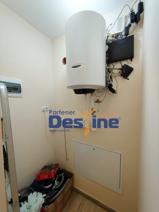 Casă individuală 63mp + 900mp teren la Asfalt, garaj - REDIU