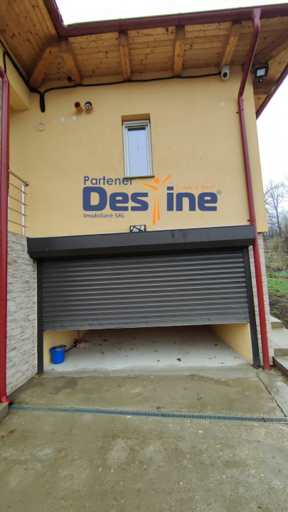 Casă individuală 63mp + 900mp teren la Asfalt, garaj - REDIU