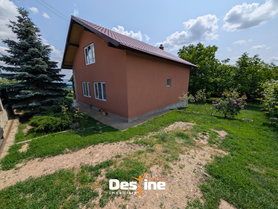 Valea Adâncă - Casă individuală P+M 124 mp utili 1000 mp Teren
