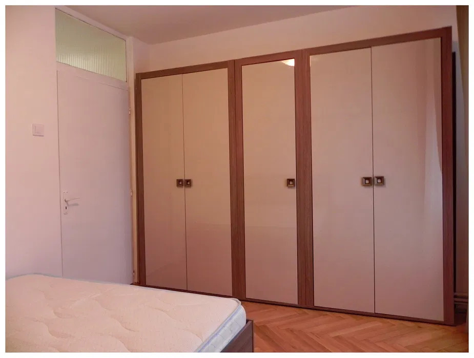 Apartament 2 camere de închiriat – Cartierul Scriitorilor | Decomandat | Etaj 1
