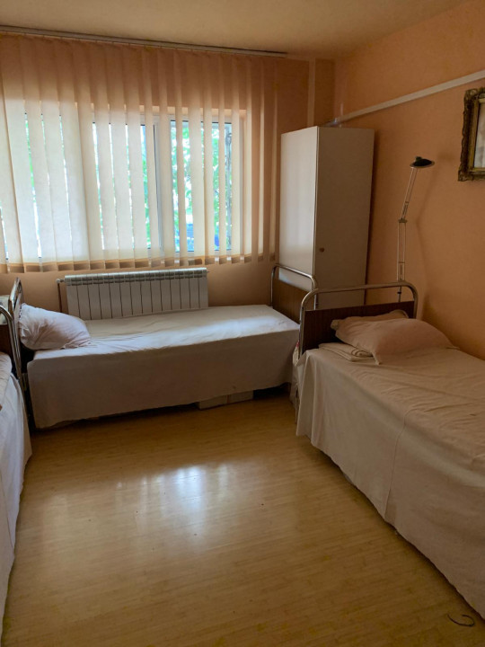 Apartament 4 Camere Metrou Dristor-folosinta spatiu comercial