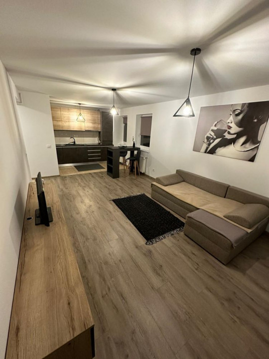 Studio 51 MP, PARTER, TOP CITY TRACTORUL