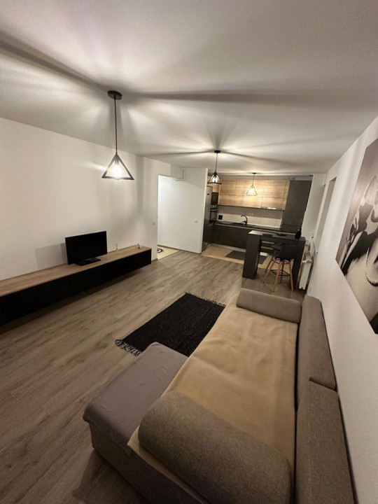 Studio 51 MP, PARTER, TOP CITY TRACTORUL