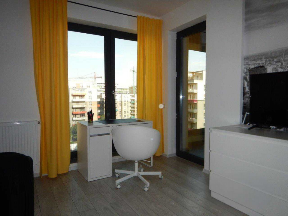 Garsonieră spațioasă de închiriat – Complex Valcom, Brașov | 42 m² | Decomandata