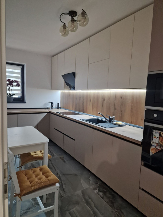 Apartament 2 camere 59 MP, et 2, TRACTORUL