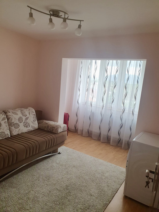 Apartament 4 camere central 
