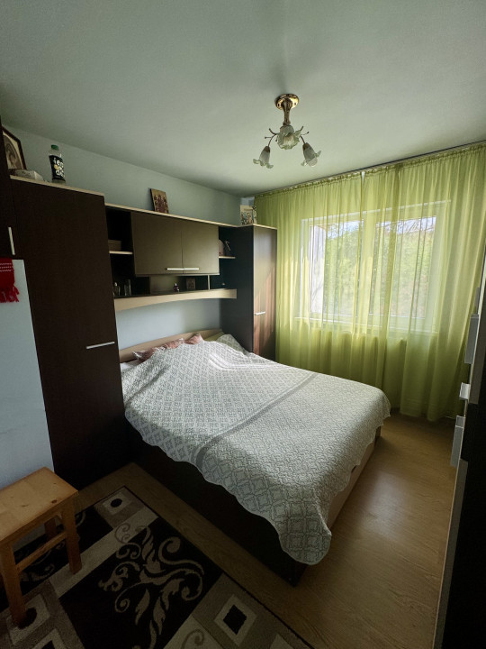 Apartament 3 camere la cheie etaj 2