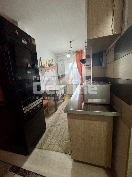 Apartament 3 camere la cheie etaj 2
