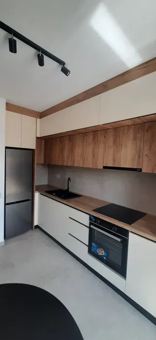 🏡 De închiriat | Apartament 2 camere | Cosmopolit Rise – Str. Carpaților  