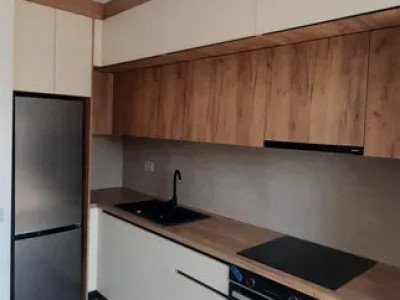 🏡 De închiriat | Apartament 2 camere | Cosmopolit Rise – Str. Carpaților  