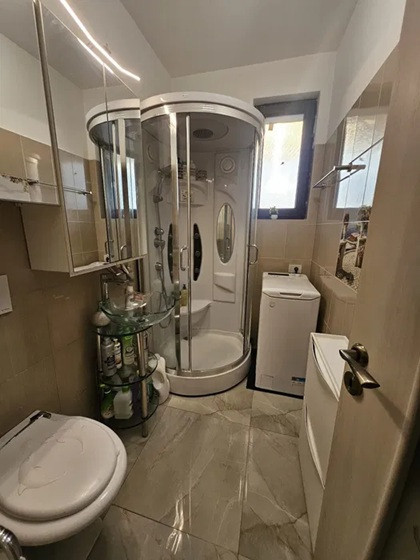 Apartament 2 Camere si curte proprie  Popesti Leordeni 