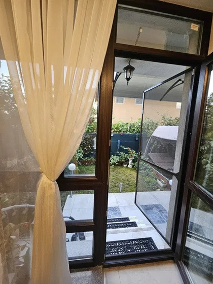 Apartament 2 Camere si curte proprie  Popesti Leordeni 