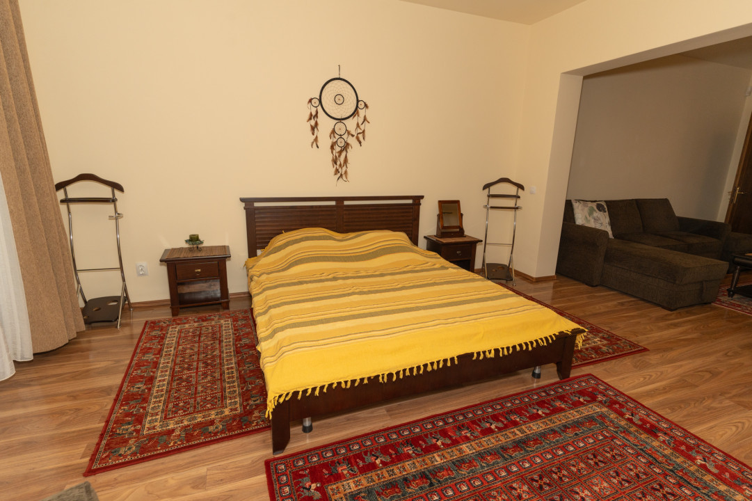 Vila individuala Peris Ilfov , 7 camere , 5 bai , piscina acopeita 