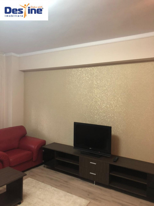Apartament de inchiriat 3 camere-zona Rovine 