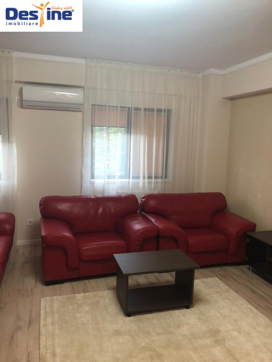 Apartament de inchiriat 3 camere-zona Rovine 
