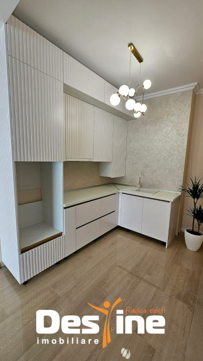 Eternitate corp de casa P+1 3c Mobilata Lux finisaje premium